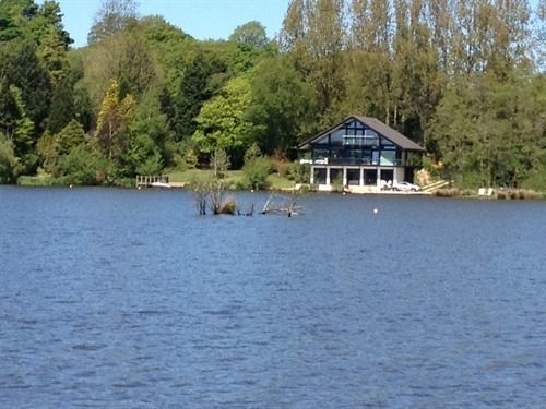 Cleveley Mere Luxury Waterside Lodges Scorton  Екстер'єр фото